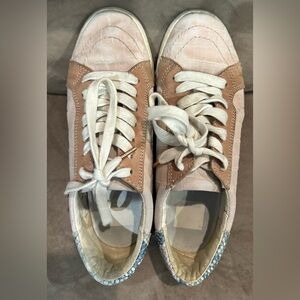 Dolce Vita sneakers
